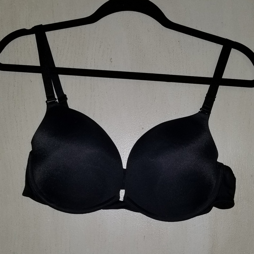 Jezebel brand bra